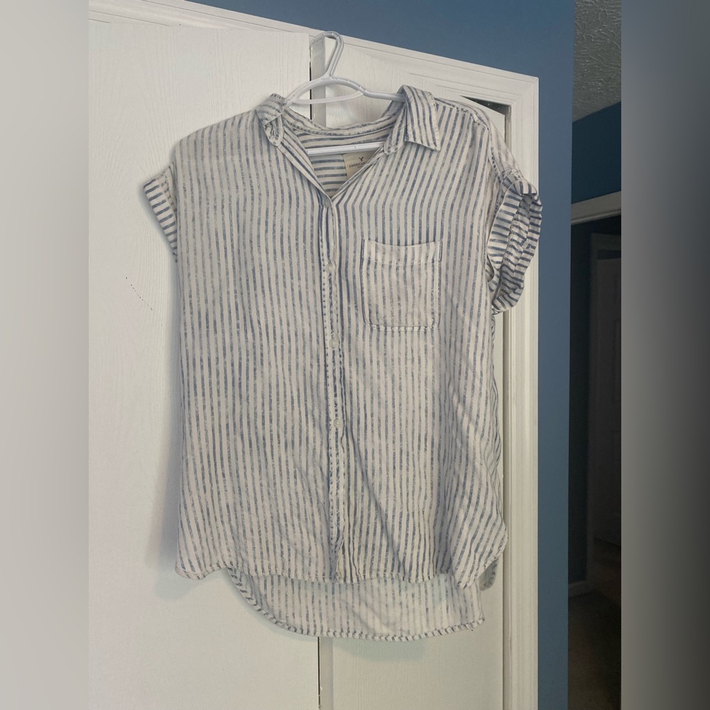 American eagle button up